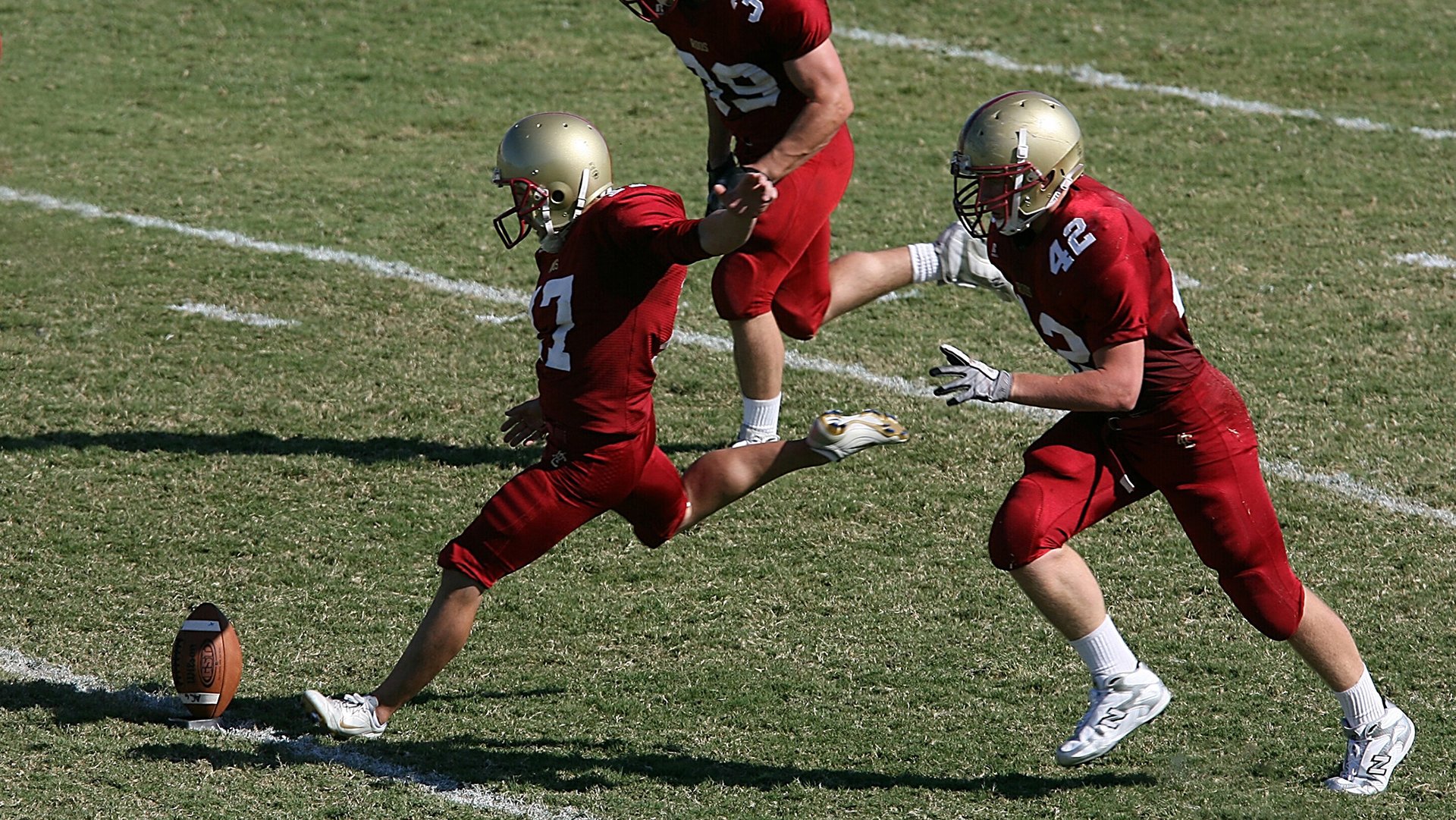 爱游戏入口-意甲焦点战与NBA季后赛的激情碰撞，开拓者强势晋级，马刺精神永存