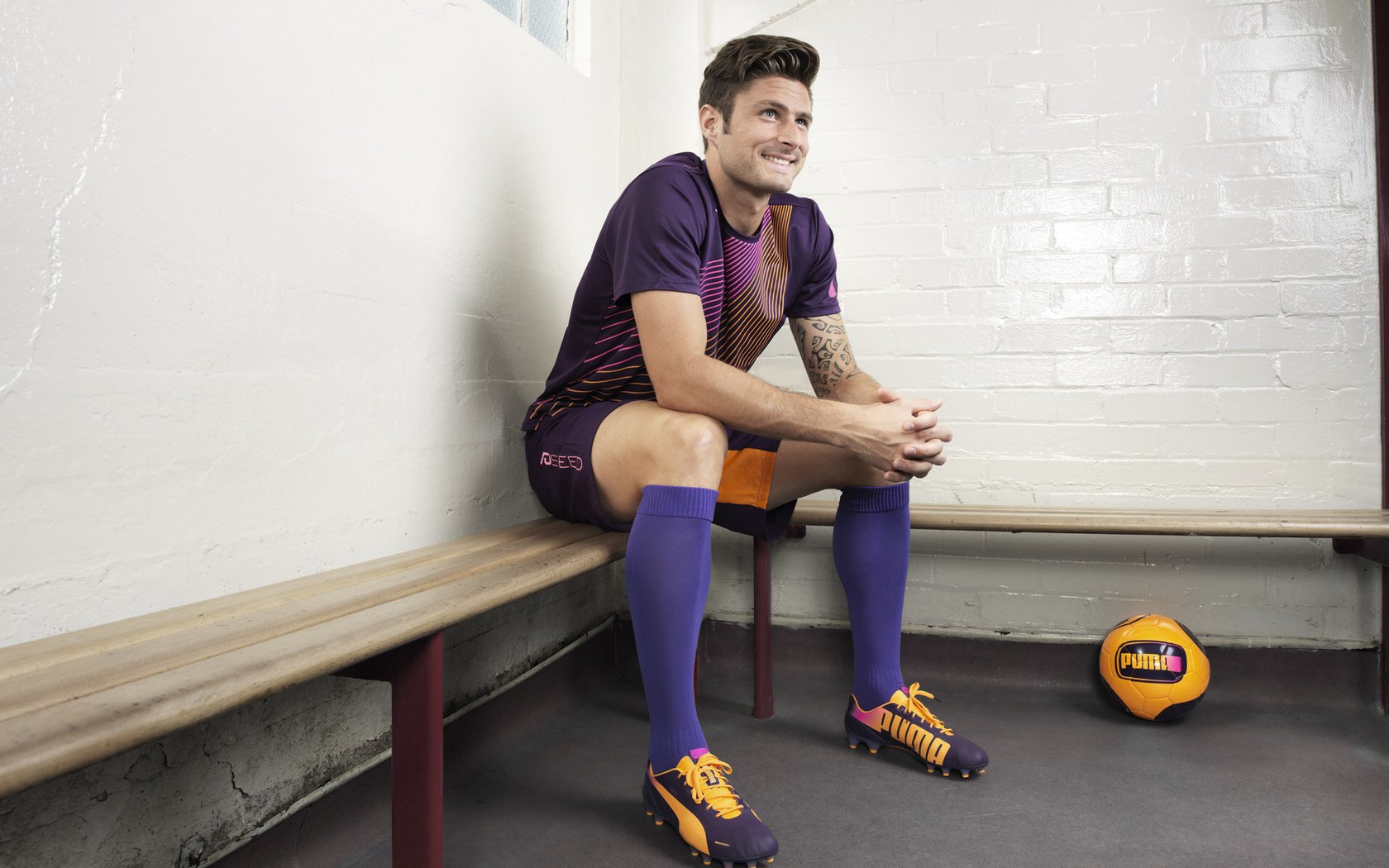 铁壁阿劳霍，伊拉克对阵塞内加尔的防守艺术与战术启示