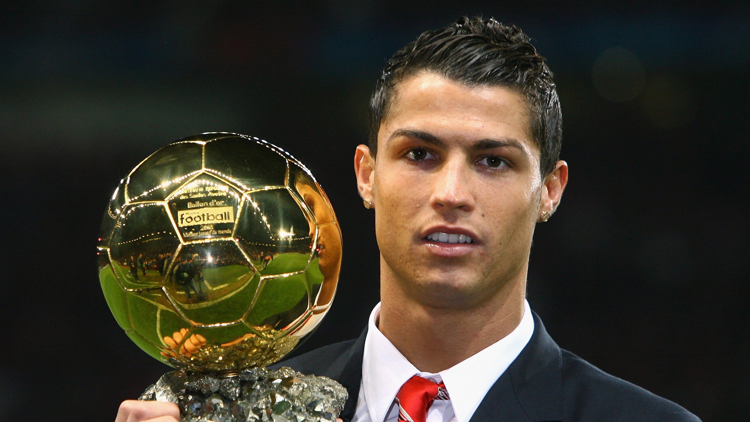 AYX官方直播-北非雄狮对决安达卢西亚，C罗关键回合一剑封喉